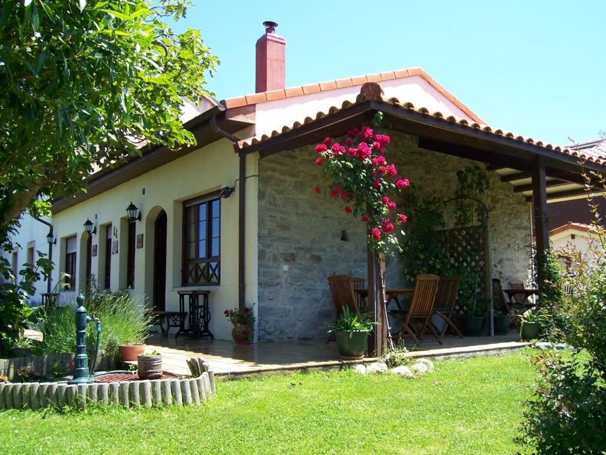 Apartamentos El Cueto Ovinana  Bagian luar foto
