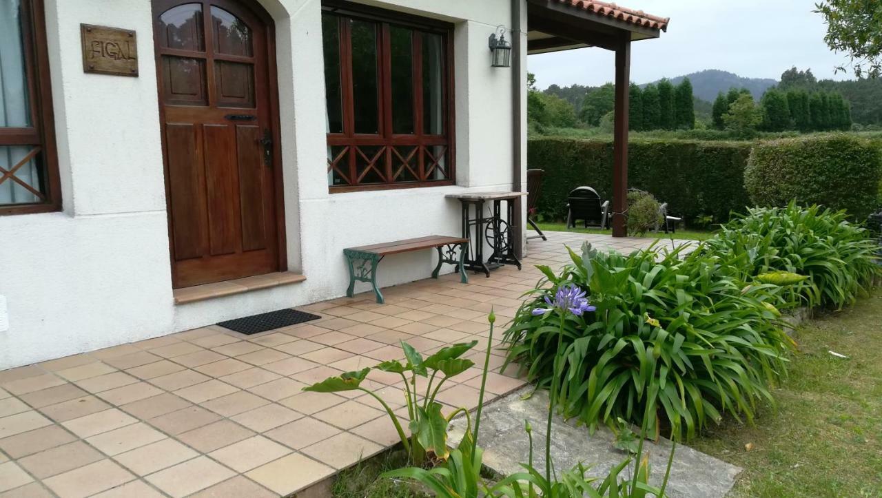 Apartamentos El Cueto Ovinana  Bagian luar foto